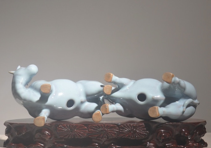 古玩陶瓷雙牛塑像真品鑒賞圖