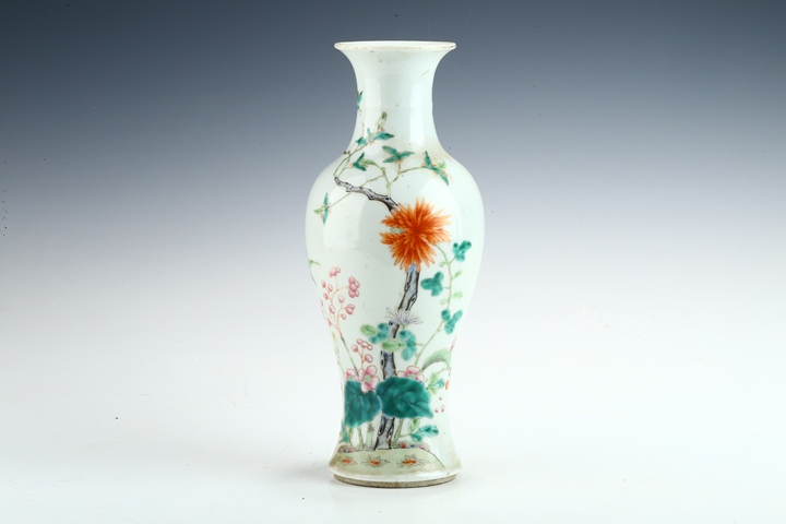 古玩陶瓷民國·粉彩花卉紋觀音瓶真品鑒賞圖