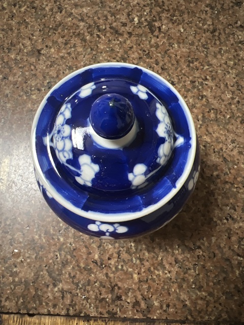 古玩陶瓷青花留白冰梅紋將軍罐真品鑒賞圖