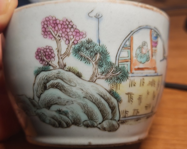 古玩陶瓷人物紋粉彩蓋缸真品鑒賞圖