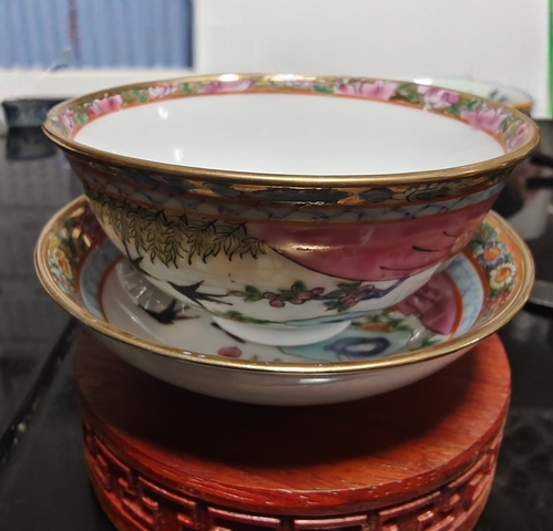 古玩陶瓷民國廣彩碗碟真品鑒賞圖
