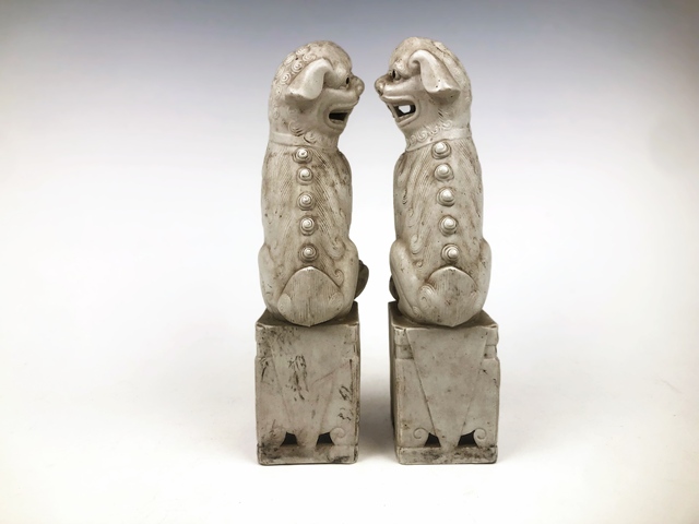 古玩陶瓷民國至創匯·素胎獅子造像（一對）真品鑒賞圖