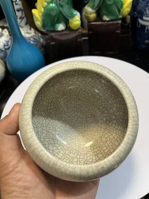 古玩陶瓷哥釉三足爐真品鑒賞圖