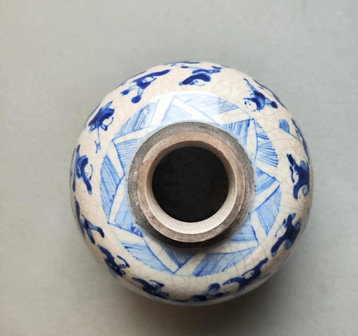 古玩陶瓷煨瓷青花嬰戲圖罐真品鑒賞圖