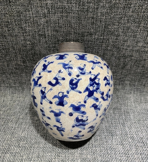 古玩陶瓷煨瓷青花嬰戲圖罐真品鑒賞圖
