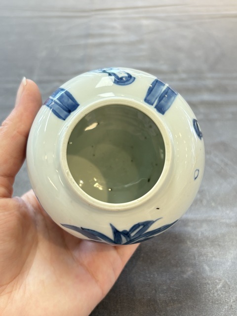 古玩陶瓷人物紋青花水盂真品鑒賞圖