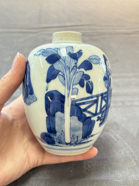 古玩陶瓷青花仕女人物罐，疑似復窯真品鑒賞圖