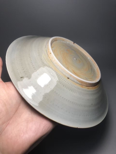 古玩陶瓷龍泉青瓷盤真品鑒賞圖