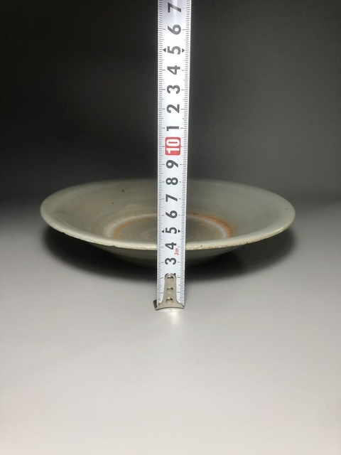 古玩陶瓷龍泉青瓷盤真品鑒賞圖