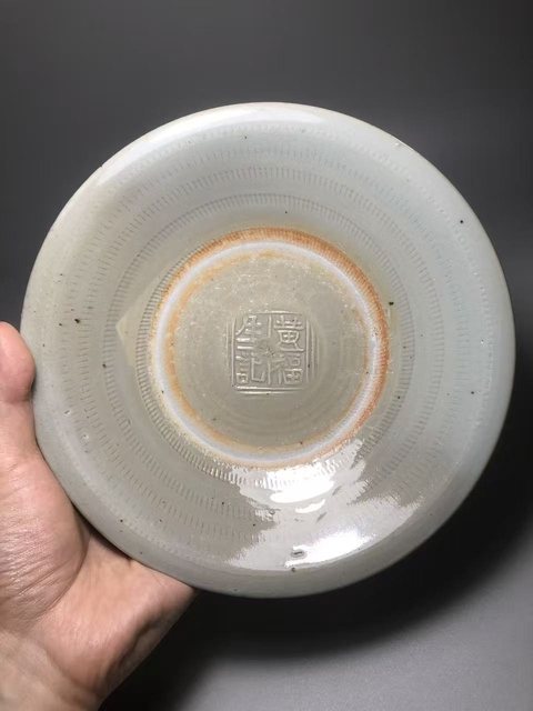 古玩陶瓷龍泉青瓷盤真品鑒賞圖