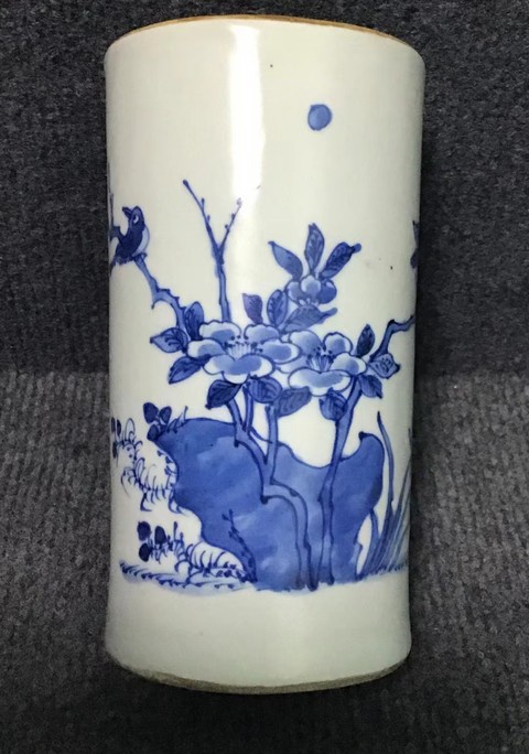 古玩陶瓷花鳥紋青花筆筒真品鑒賞圖
