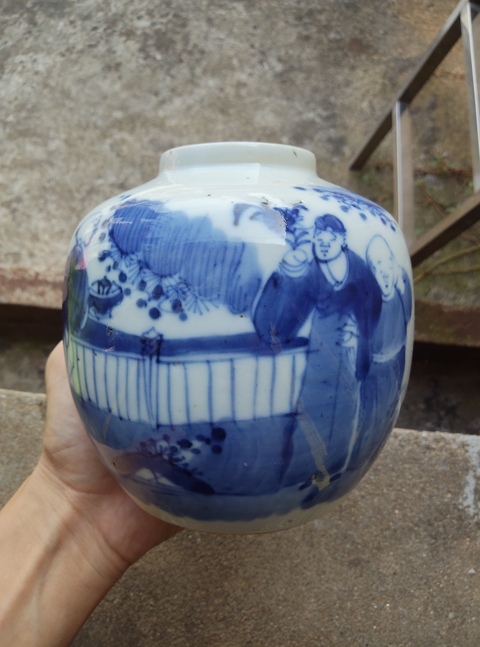 古玩陶瓷青花人物罐真品鑒賞圖