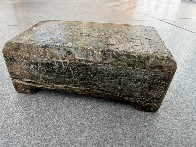 古玩玉器地方玉枕真品鑒賞圖