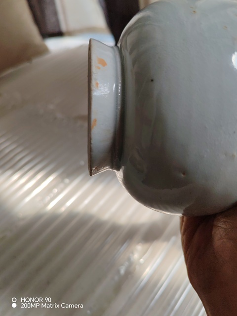 古玩陶瓷長頸撇口瓶真品鑒賞圖