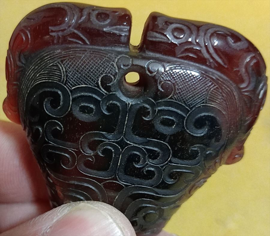 古玩玉器仿古獸面紋件真品鑒賞圖