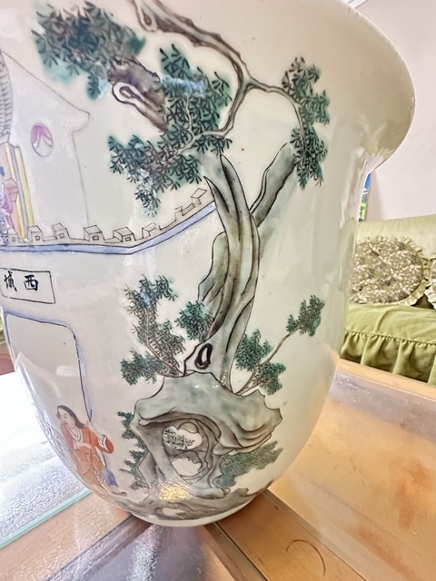 古玩陶瓷人物紋粉彩花盆拍賣,當前價格18880元