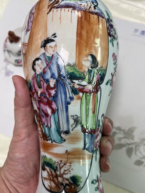 古玩陶瓷廣琺瑯人物故事紋雞腿瓶真品鑒賞圖