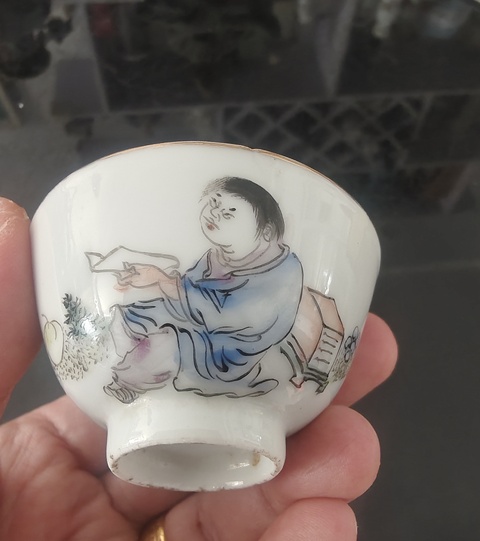 古玩陶瓷民國粉彩杯真品鑒賞圖