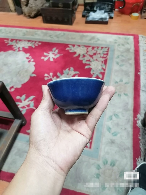 古玩陶瓷清早期 藍釉碗真品鑒賞圖