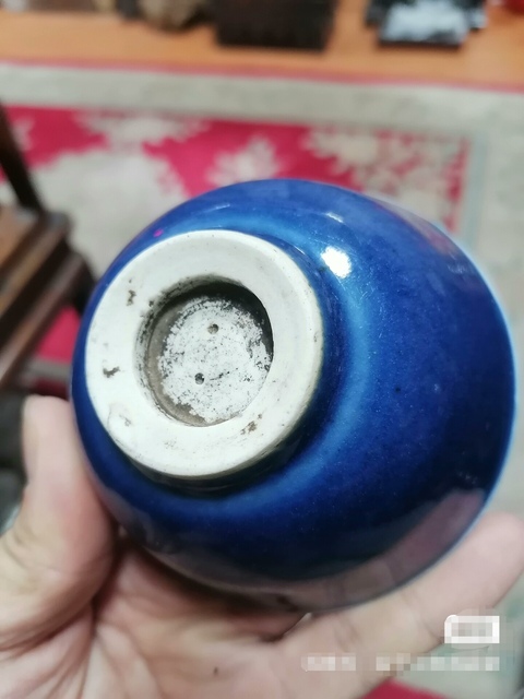 古玩陶瓷清早期 藍釉碗真品鑒賞圖