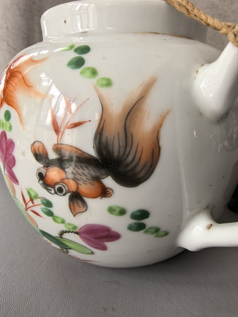 古玩陶瓷粉彩金玉滿堂紋茶壺真品鑒賞圖