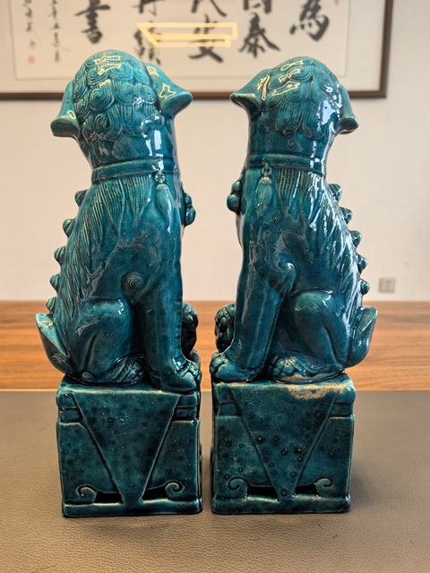 古玩陶瓷民國孔雀藍釉獅子擺件真品鑒賞圖