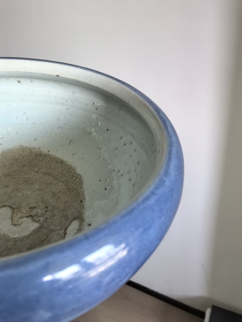 古玩陶瓷乾隆祭藍釉三足爐真品鑒賞圖
