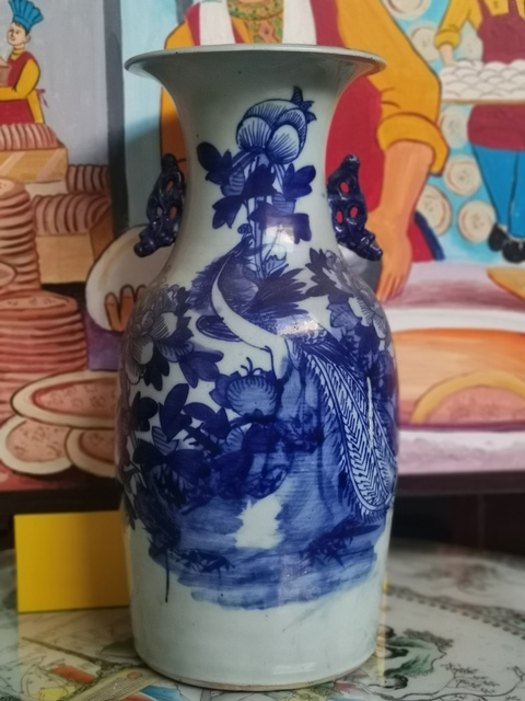 古玩陶瓷青花花鳥紋雙耳瓶真品鑒賞圖
