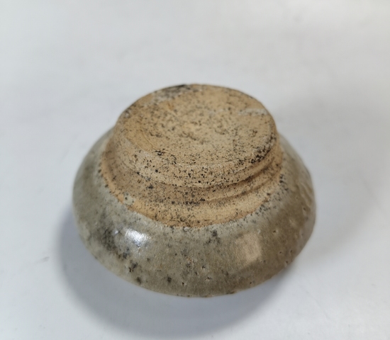 古玩陶瓷龍泉青瓷水盂真品鑒賞圖