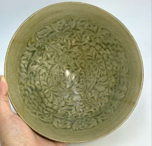 古玩陶瓷耀州窯青釉刻花大碗真品鑒賞圖
