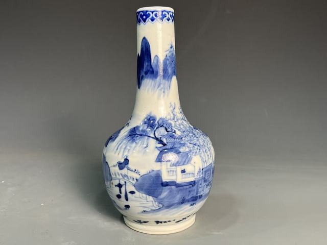 古玩陶瓷清晚期青花山水人物紋天球瓶真品鑒賞圖
