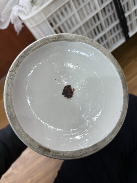 古玩陶瓷粉彩花卉瓶真品鑒賞圖
