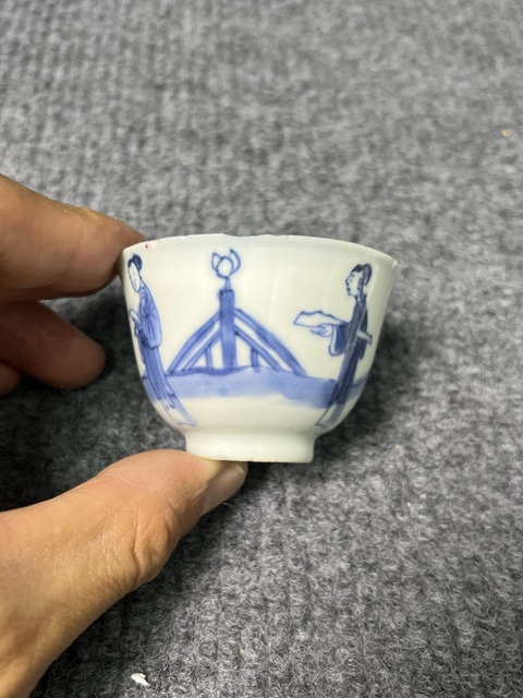 古玩陶瓷青花人物花卉紋杯真品鑒賞圖