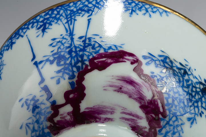 古玩陶瓷民國·料彩墨石竹影紋茶碗真品鑒賞圖
