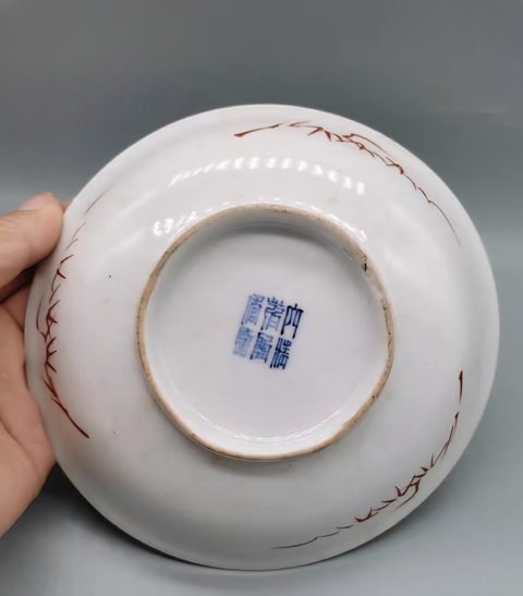 古玩陶瓷黃地粉彩花卉紋盤真品鑒賞圖