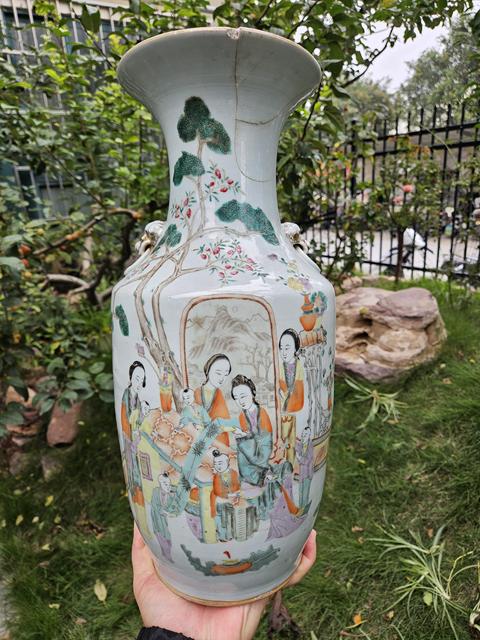 古玩陶瓷淺絳人物故事雙耳瓶真品鑒賞圖