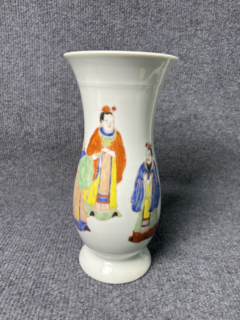 古玩陶瓷粉彩人物故事紋琵琶尊真品鑒賞圖