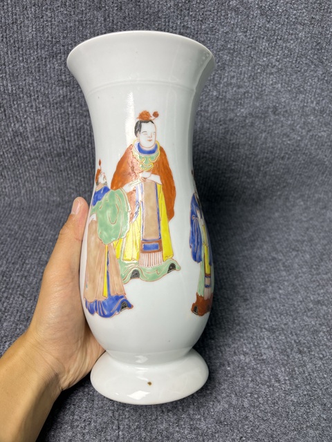 古玩陶瓷粉彩人物故事紋琵琶尊真品鑒賞圖