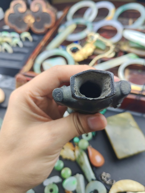 古玩銅器銅瓶真品鑒賞圖