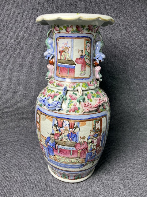 古玩陶瓷粉彩人物故事紋大瓶真品鑒賞圖