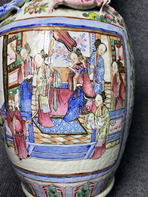 古玩陶瓷粉彩人物故事紋大瓶真品鑒賞圖