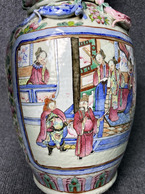 古玩陶瓷粉彩人物故事紋大瓶真品鑒賞圖