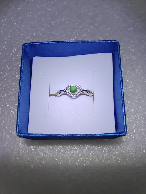 古玩玉器天然翡翠鑲嵌戒指真品鑒賞圖