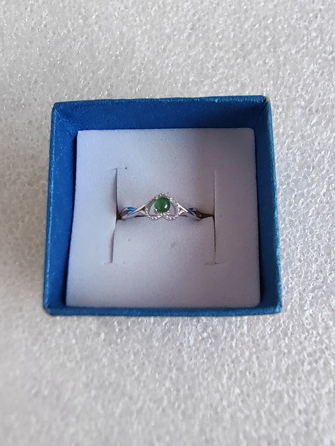 古玩玉器天然翡翠鑲嵌戒指真品鑒賞圖