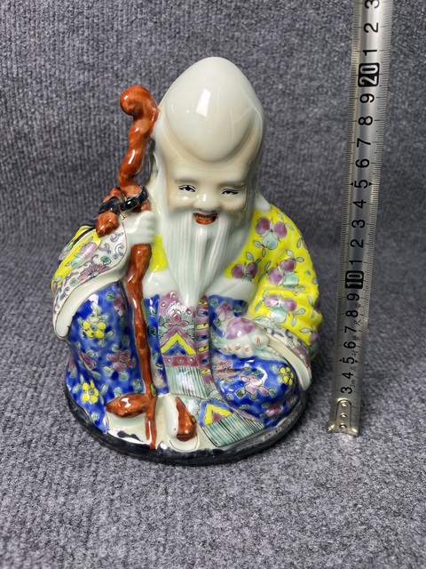 古玩陶瓷粉彩壽星塑像拍賣,當(dāng)前價格3288元