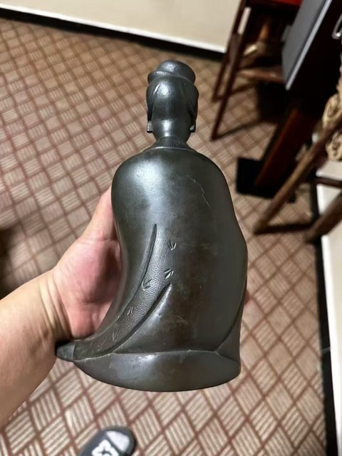 古玩銅器人物銅造像真品鑒賞圖