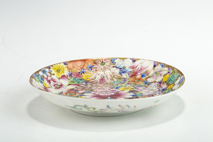 古玩陶瓷民國·金地粉彩百花不落地紋盤真品鑒賞圖