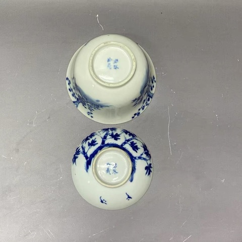 古玩陶瓷青花過枝梅花蓋碗，模糊，偏老真品鑒賞圖