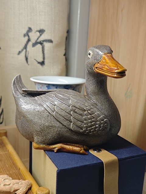 古玩陶瓷仿生瓷鴨子真品鑒賞圖