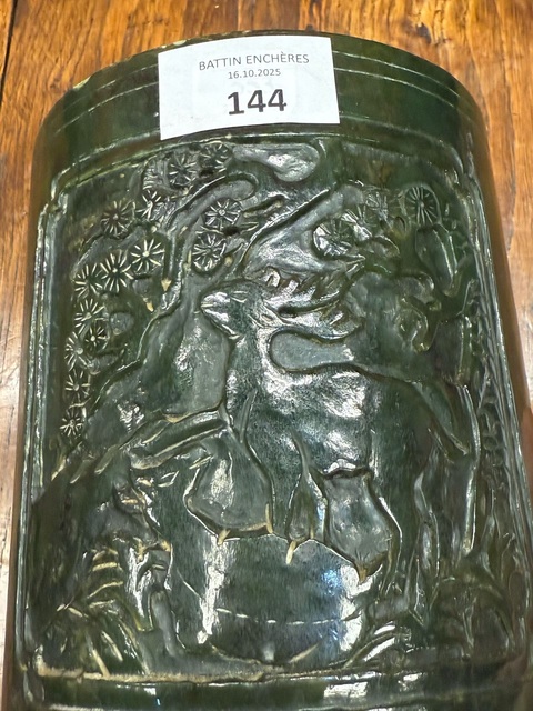 古玩玉器碧玉筆筒真品鑒賞圖